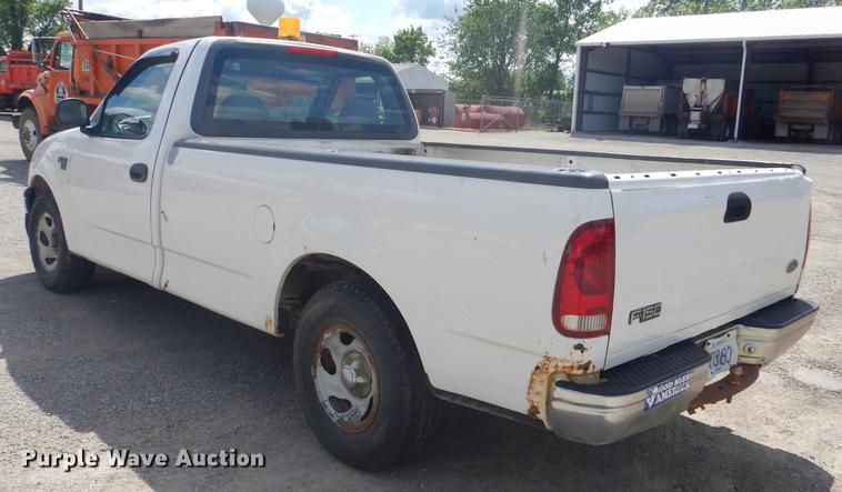 image for item FH9399 1999 Ford F150 XL pickup truck