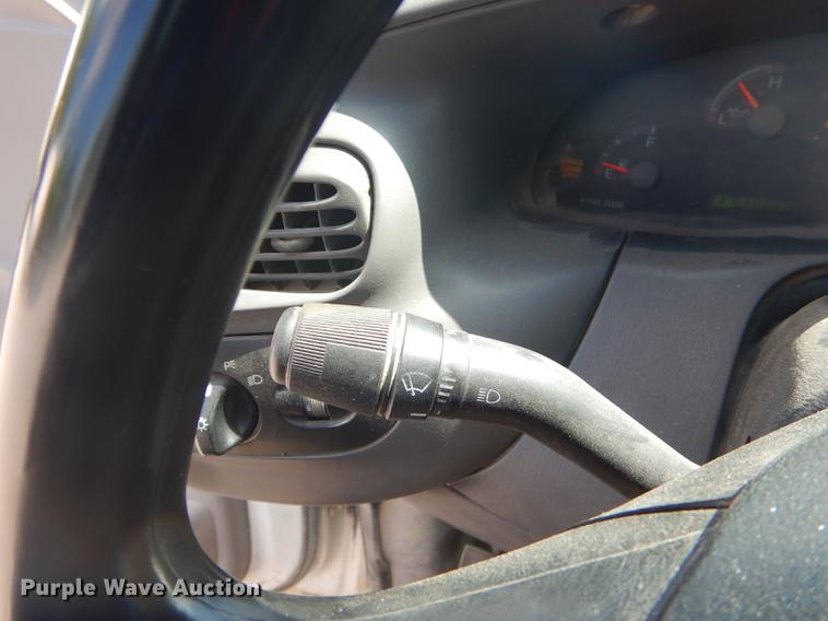 image for item FH9399 1999 Ford F150 XL pickup truck