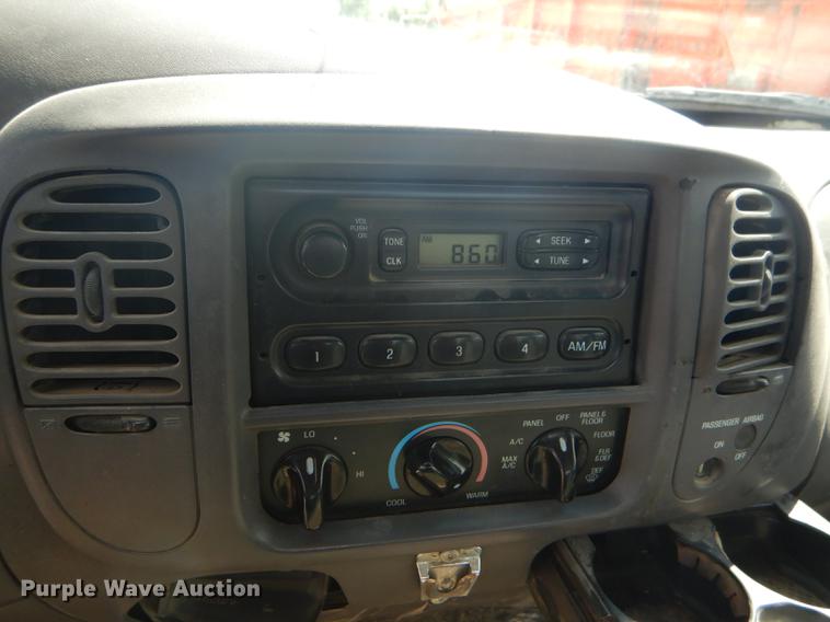 image for item FH9399 1999 Ford F150 XL pickup truck