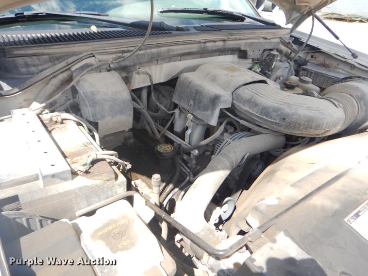 image for item FH9399 1999 Ford F150 XL pickup truck