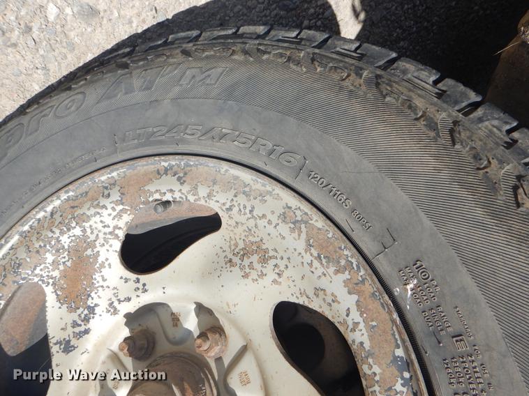 image for item FH9399 1999 Ford F150 XL pickup truck