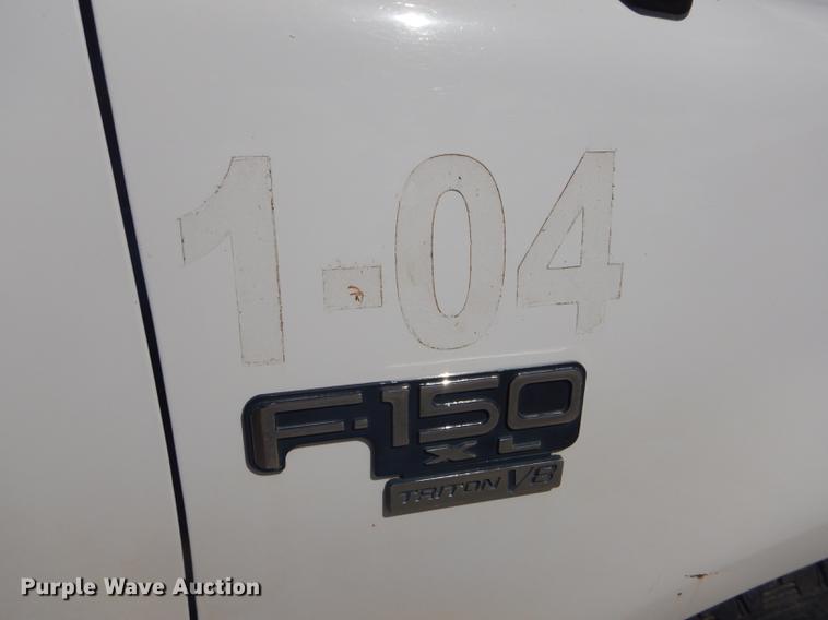 image for item FH9399 1999 Ford F150 XL pickup truck