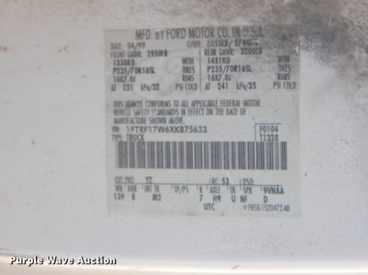 image for item FH9399 1999 Ford F150 XL pickup truck