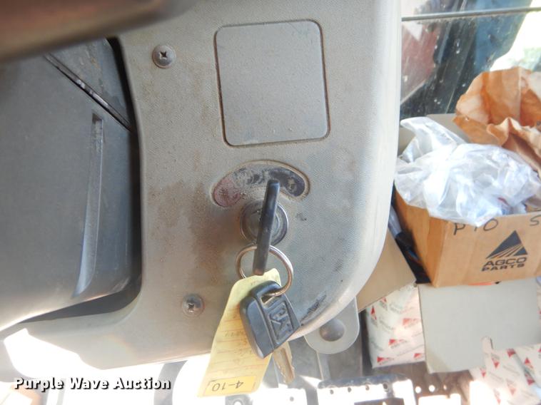 image for item FH9405 AGCO LT85 MFWD tractor