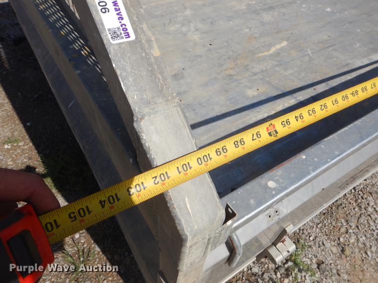 image for item FH9406 Aluminum flatbed