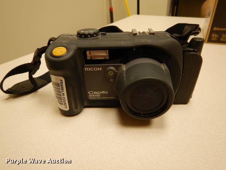 image for item FI9574 Ricoh Caplio 500SE digital camera