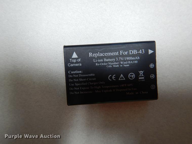 image for item FI9574 Ricoh Caplio 500SE digital camera