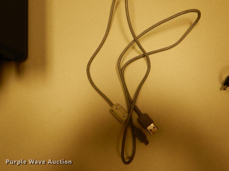 image for item FI9574 Ricoh Caplio 500SE digital camera