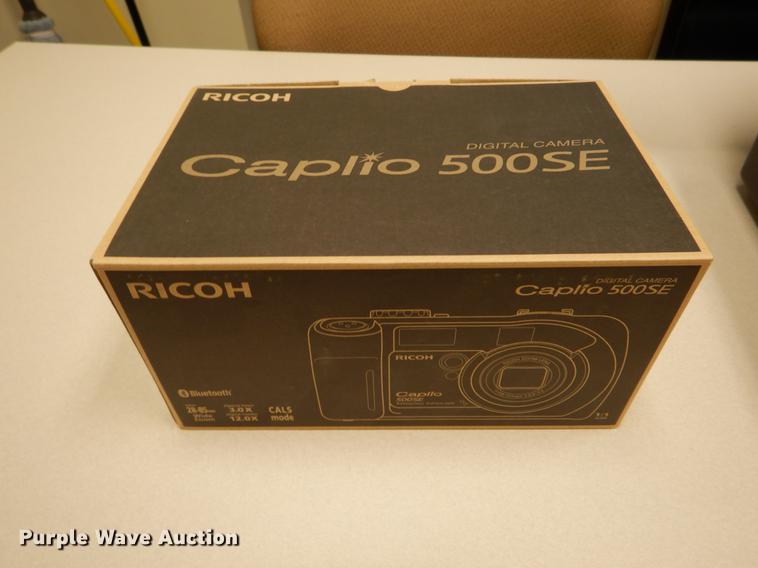 image for item FI9574 Ricoh Caplio 500SE digital camera