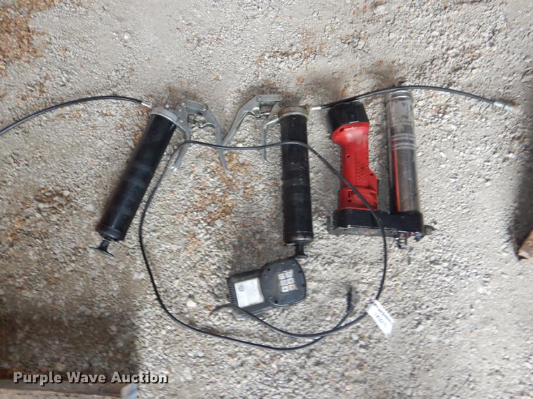 image for item FK9210 (3) grease guns