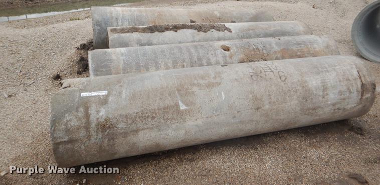 image for item FK9215 (4) concrete culvert pipes