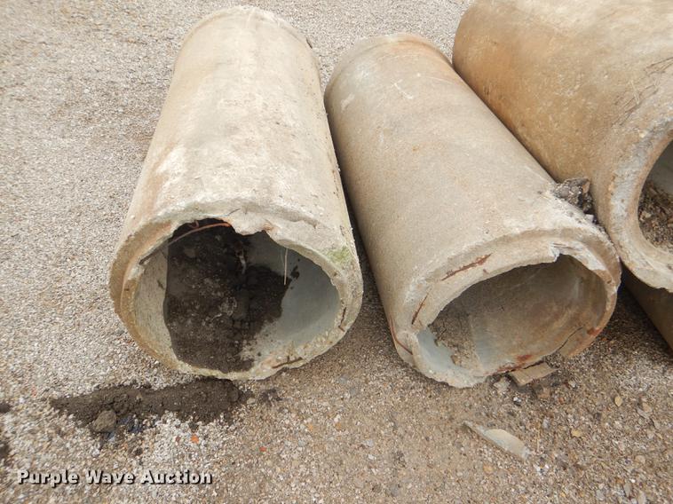 image for item FK9218 (13) concrete culvert pipes