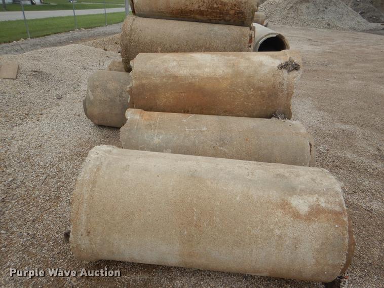 image for item FK9218 (13) concrete culvert pipes