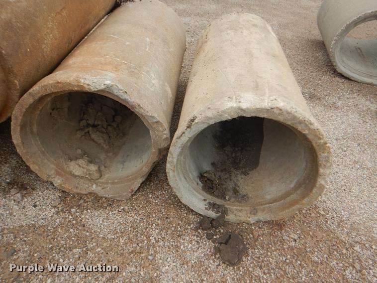image for item FK9218 (13) concrete culvert pipes