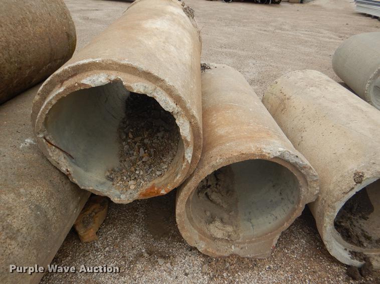 image for item FK9218 (13) concrete culvert pipes