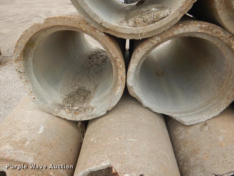 image for item FK9218 (13) concrete culvert pipes