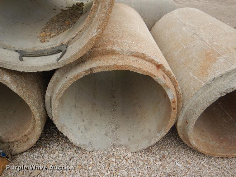 image for item FK9219 (8) concrete culvert pipes