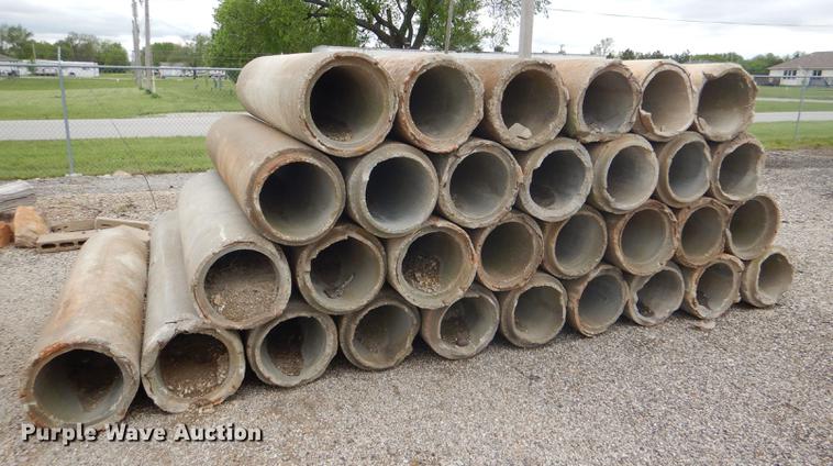 image for item FK9222 (31) concrete culvert pipes