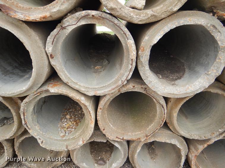 image for item FK9222 (31) concrete culvert pipes