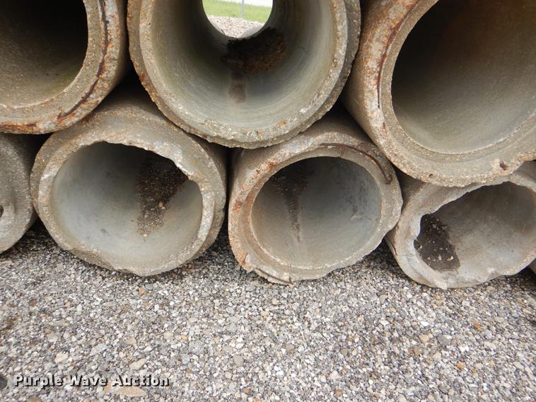 image for item FK9222 (31) concrete culvert pipes