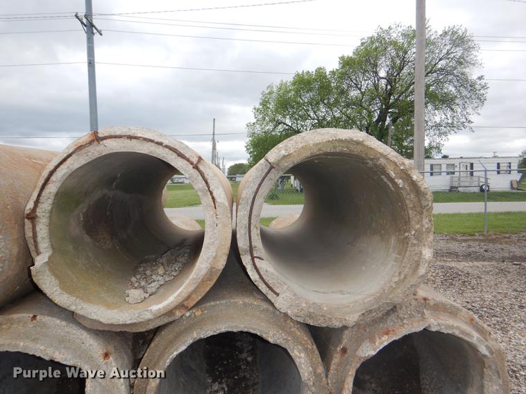 image for item FK9222 (31) concrete culvert pipes