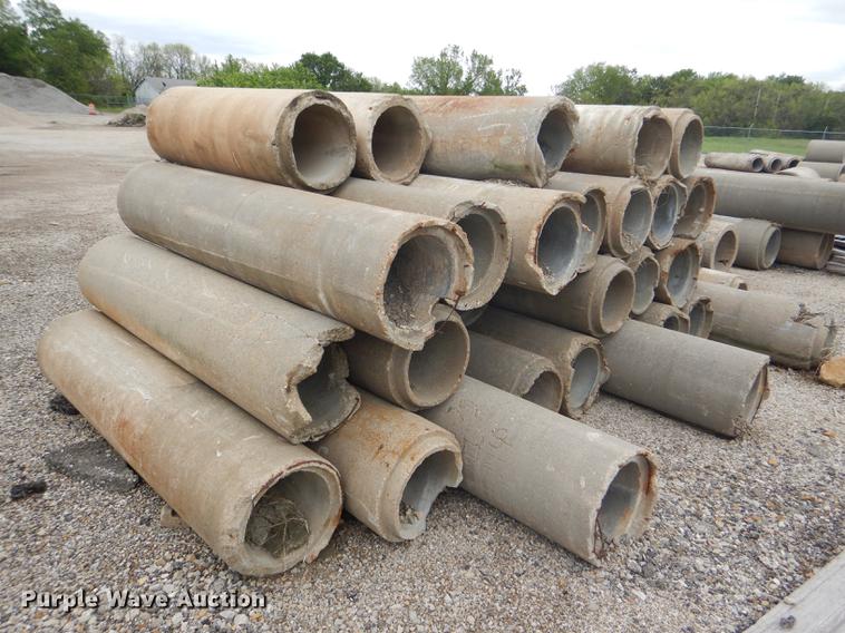 image for item FK9222 (31) concrete culvert pipes