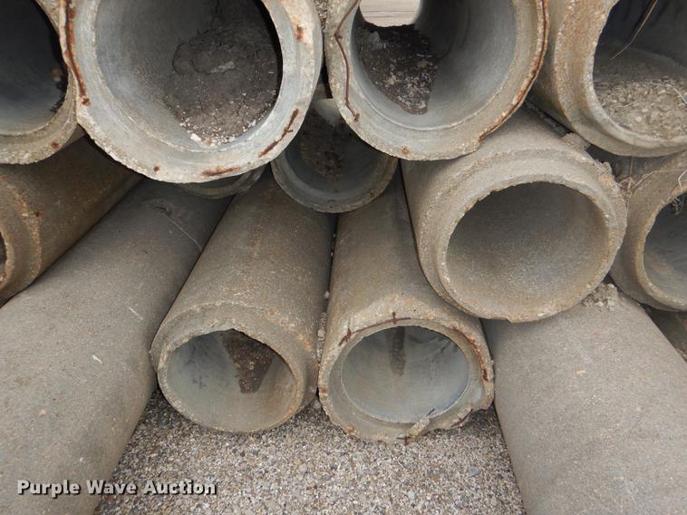 image for item FK9222 (31) concrete culvert pipes