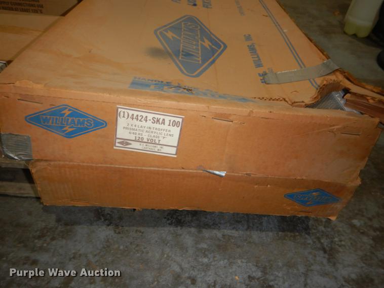 image for item FK9230 (8) light fixtures