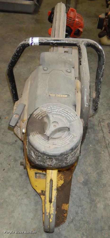 image for item FK9233 John Deere 880MS concrete saw