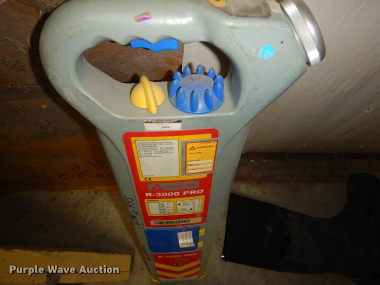 image for item FK9237 (4) electronic finders