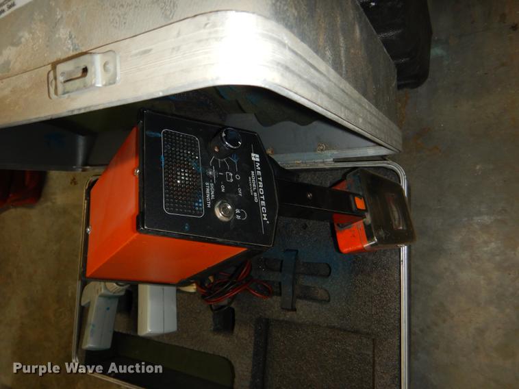 image for item FK9237 (4) electronic finders