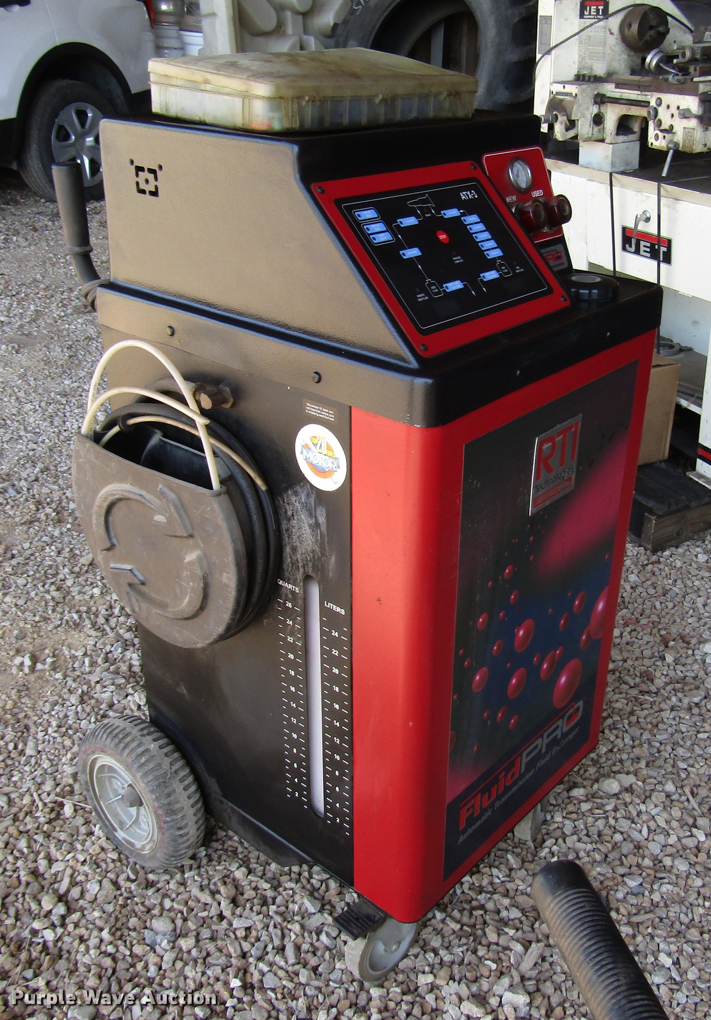 RTI transmission flush machine in Lawrence, KS Item DF7985 sold