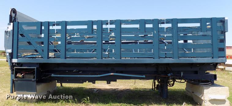 image for item DB9669 Scissor lift bed