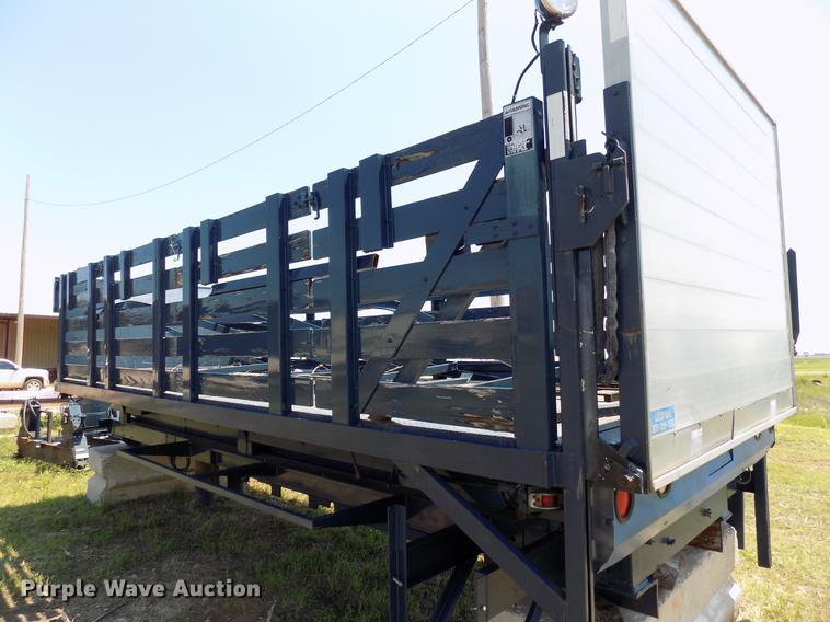 image for item DB9669 Scissor lift bed