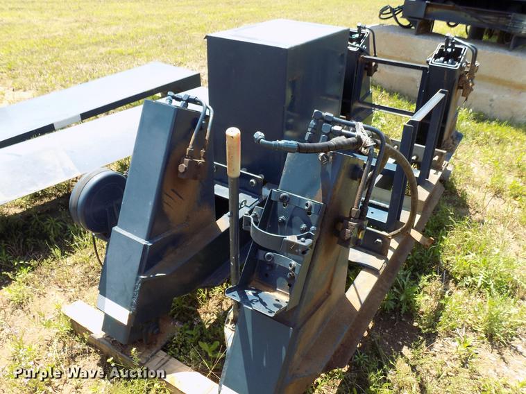 image for item DB9669 Scissor lift bed