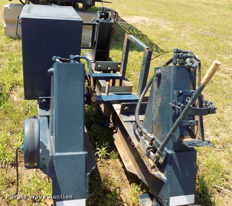 image for item DB9669 Scissor lift bed