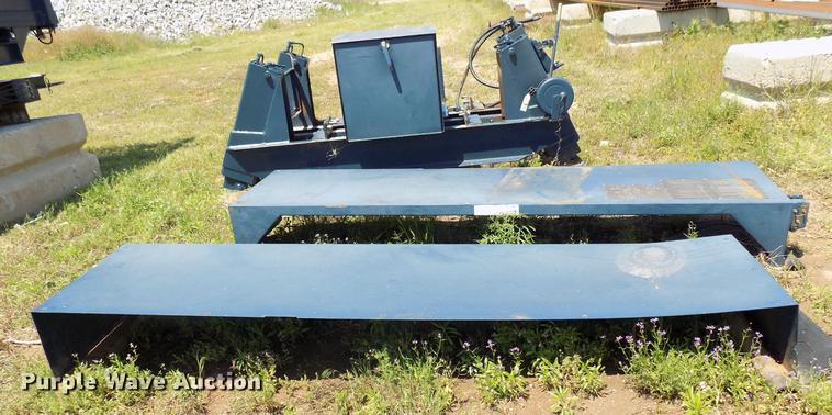 image for item DB9669 Scissor lift bed