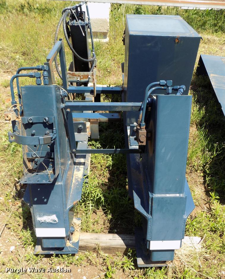 image for item DB9669 Scissor lift bed