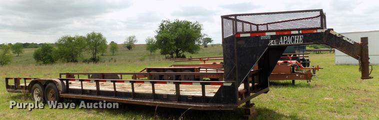 image for item DB9684 2005 Apache 51173 equipment trailer