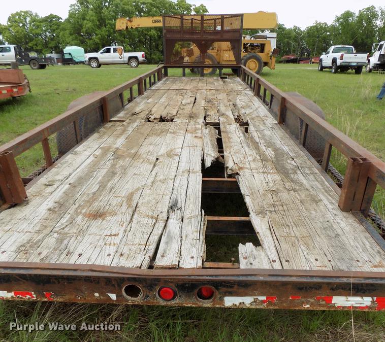 image for item DB9684 2005 Apache 51173 equipment trailer