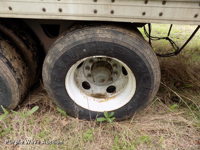 image for item DB9689 2000 Wabash Bison dry van trailer