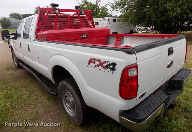 image for item DB9699 2014 Ford F350 Super Duty Crew Cab pickup truck