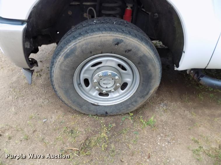 image for item DB9699 2014 Ford F350 Super Duty Crew Cab pickup truck