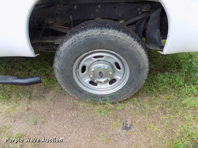 image for item DB9699 2014 Ford F350 Super Duty Crew Cab pickup truck