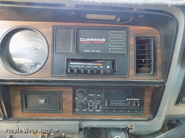 image for item DB9760 1991 Dodge D350 flatbed pickup truck