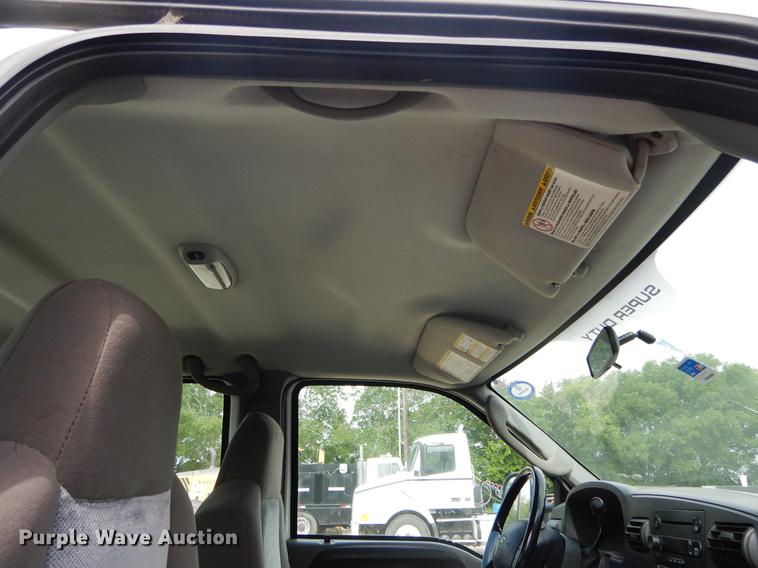 image for item DC0228 2006 Ford F250 Super Duty Crew Cab pickup truck