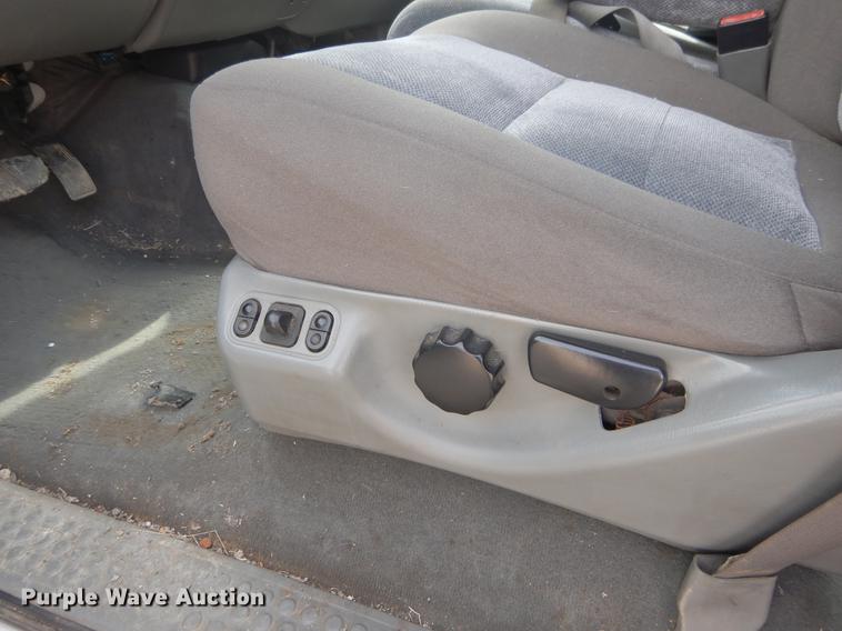 image for item DC0228 2006 Ford F250 Super Duty Crew Cab pickup truck