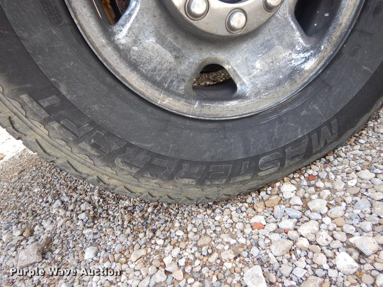 image for item DC0228 2006 Ford F250 Super Duty Crew Cab pickup truck