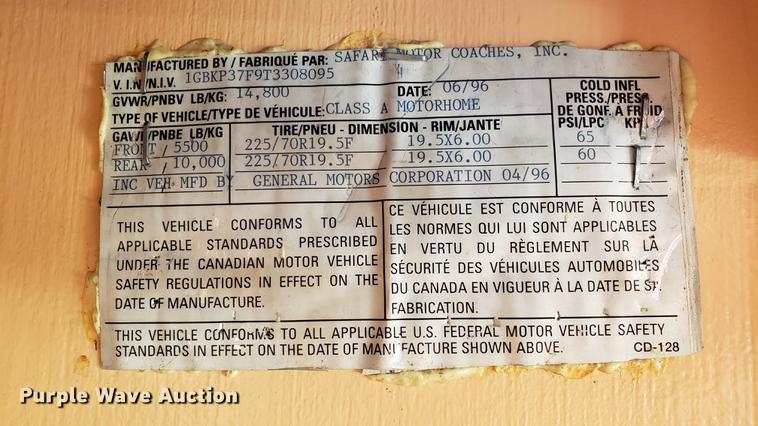 image for item DD4705 1996 Chevrolet P30 Safari Trek Pathmaker RV