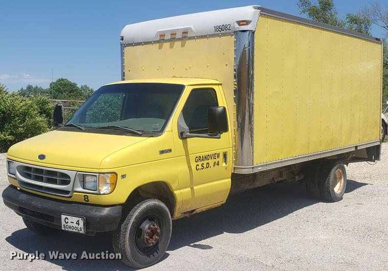 image for item DD4707 1998 Ford Econoline E350 box truck